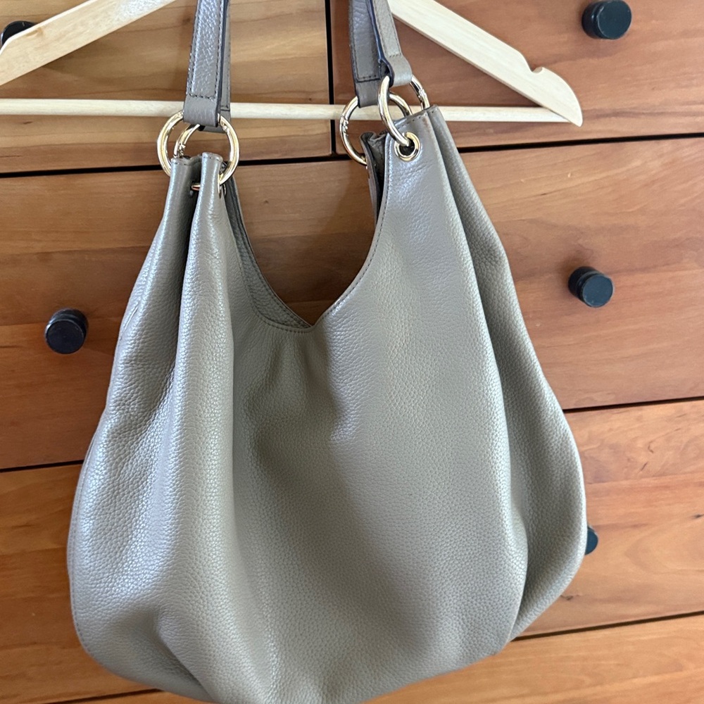Michael Kors Light Brown Leather Tote Bag with Gold Details - Picture 7 of 11